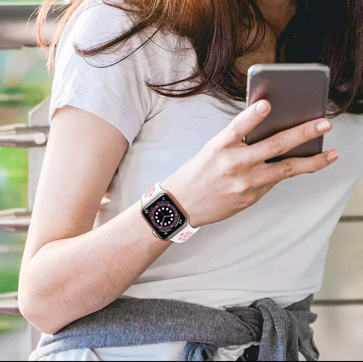 Signature Nike Apple Watch Silicone Sport Bands with Breathable Linings- for Selected Apple Watch 40mm Size - Super Savings Technologies Co.,LTD Signature Nike Apple Watch Silicone Sport Bands with Breathable Linings- for Selected Apple Watch 40mm Size - Super Savings Technologies Co.,LTD